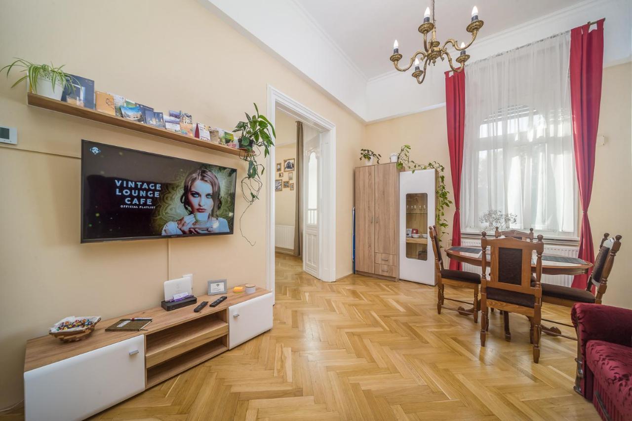 Vintage Apartment Πετς Εξωτερικό φωτογραφία